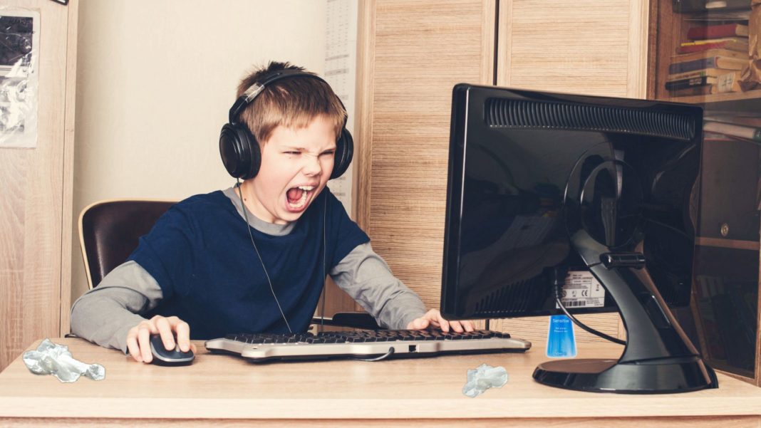 Faille dans le moteur Source